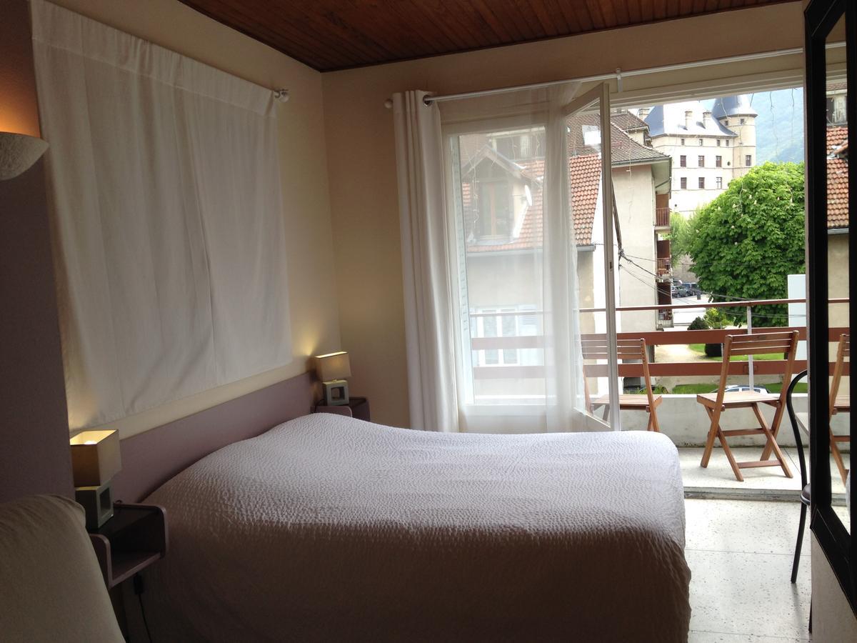 Hotel Sandra Vizille Eksteriør bilde